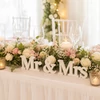 Mr&Mrs fa asztali felirat fehér
