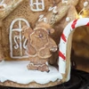Kép 5/6 - Világítós mézeskalács ház, vonattal