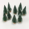 Kép 1/7 - Dekor fenyőfa zöld 10cm 10db/csomag 
