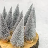 Kép 3/3 - Dekor fenyőfa ezüst glitteres 12cm 10db/csomag