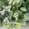 Kép 3/3 - Bogyós buxus csokor fehér