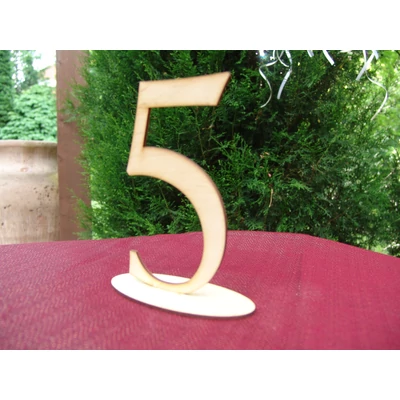 Natúr fa - Asztalszám 5-ös