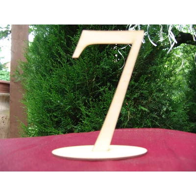 Natúr fa - Asztalszám 7-es