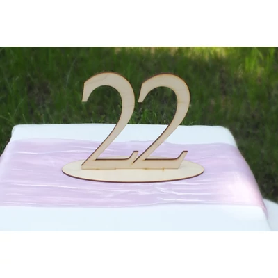 Natúr fa - Asztalszám  22-es