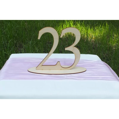 Natúr fa - Asztalszám 23-as