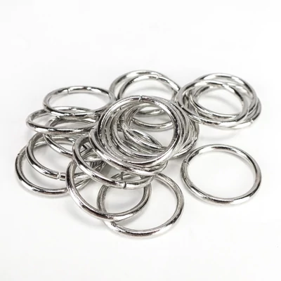 Fémkarika ezüst 2cm 20db/csomag