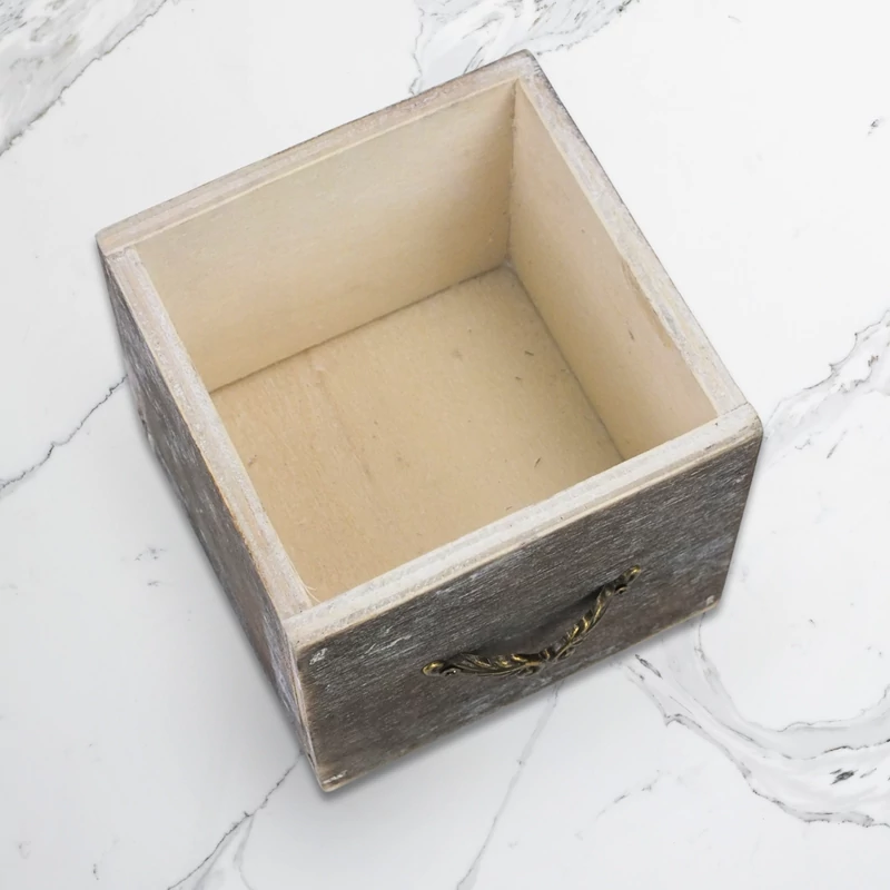 Fiók dekoláda szürke koptatott kocka fém fogantyúval 9x9cm