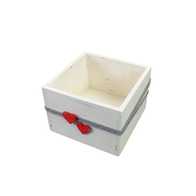 Dekoláda fehér kocka szívekkel 11*11*8cm