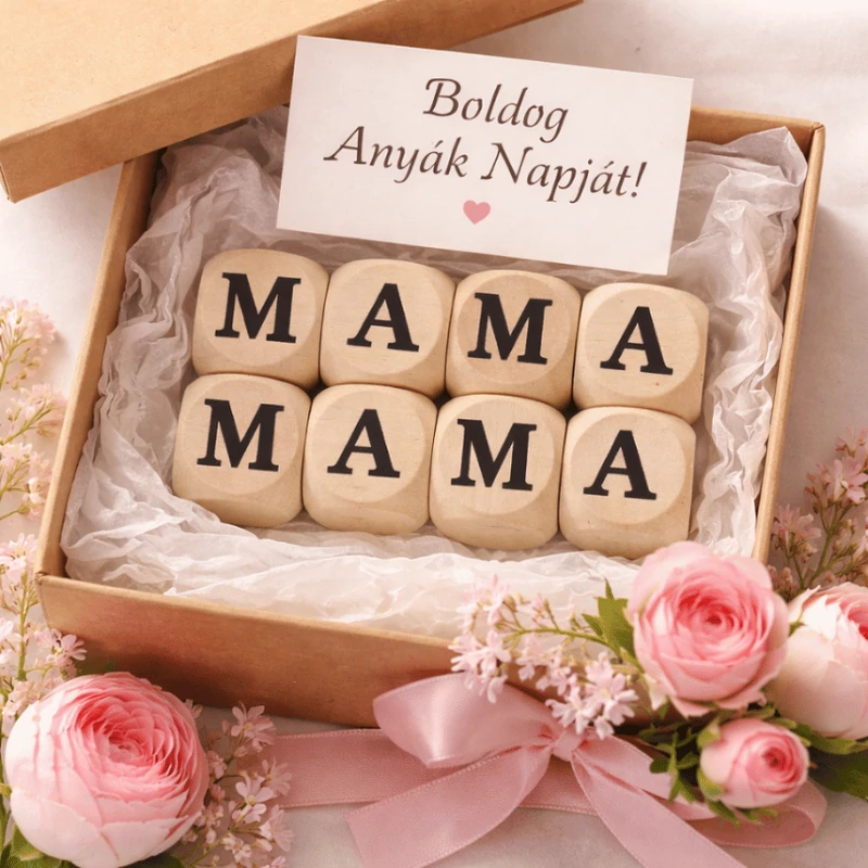 Nyomtatott fa dobókocka natúr - MAMA felirattal 2szett/csomag