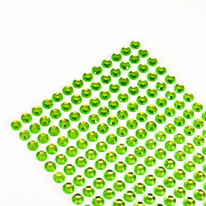 Öntapadós strassz gyöngyök 260db/lap