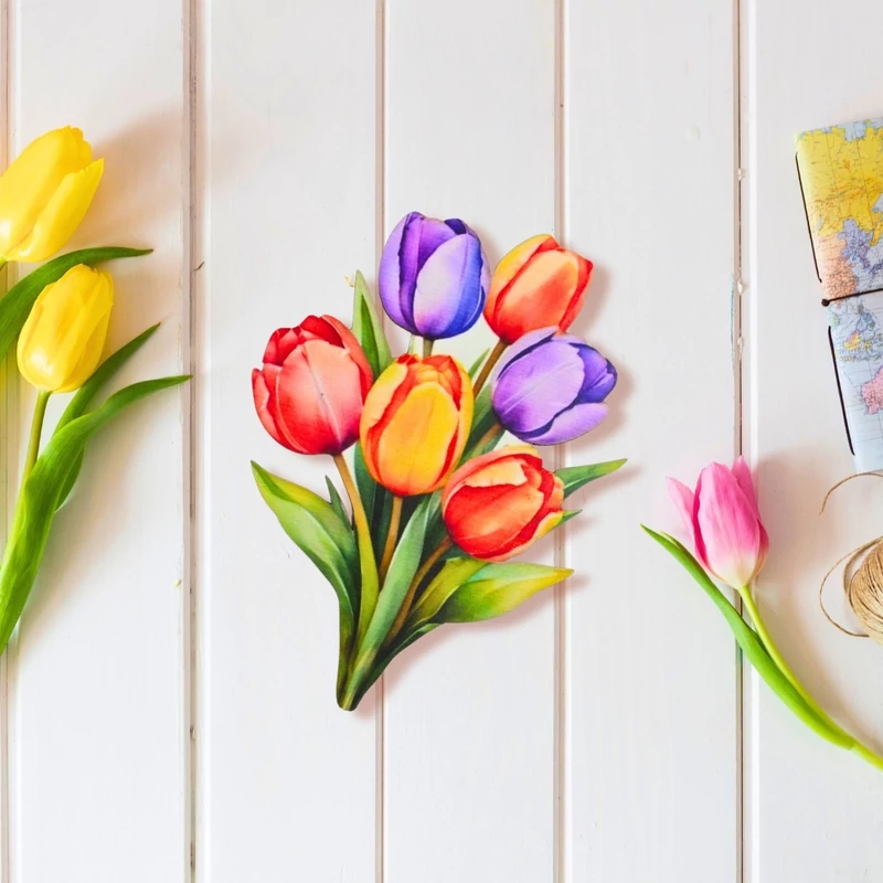 Nyomtatott dekorkarton - 6 szálas színes tulipáncsokor 1db