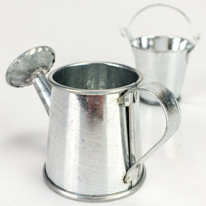 Mini fém locsolókanna 4,5cm