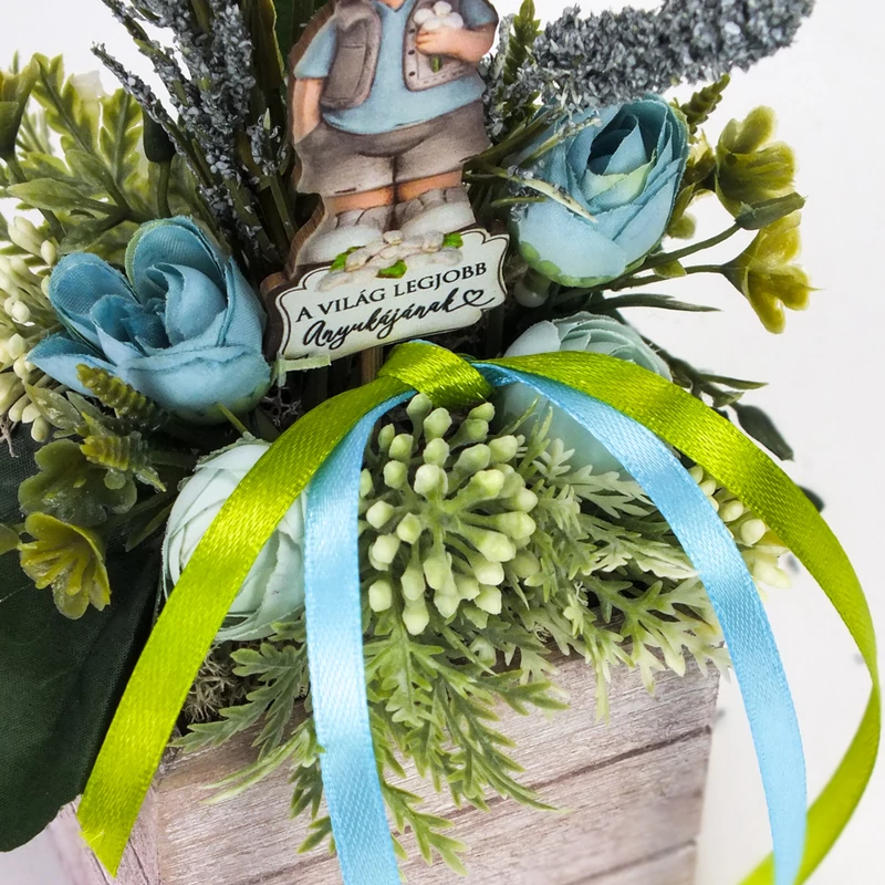 Csináld magad - Anyák napja virágbox kisfiúval