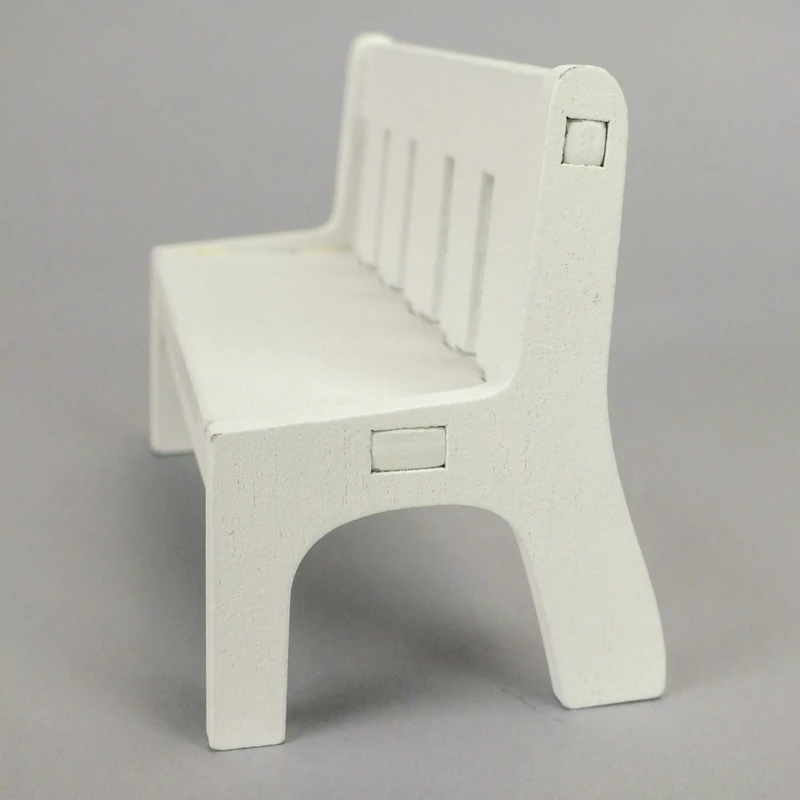 Fehér kerti pad 10,5*5,7cm
