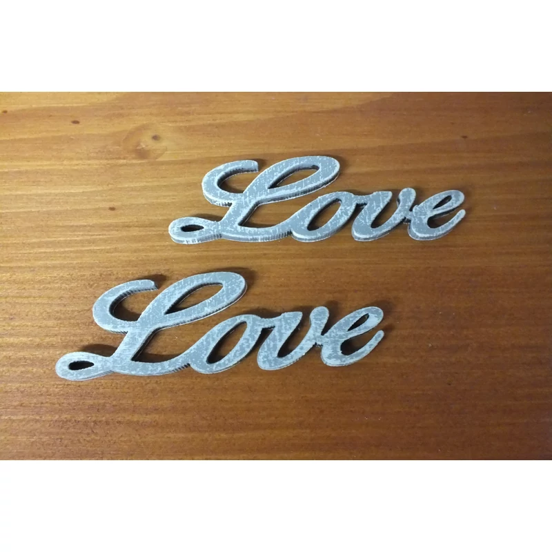 Fa "Love" felirat szürke 8cm 2db/csomag - KIFUTÓ