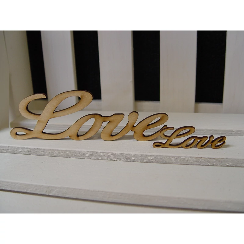 Natúr fa - "Love" felirat 6cm 10db/csomag