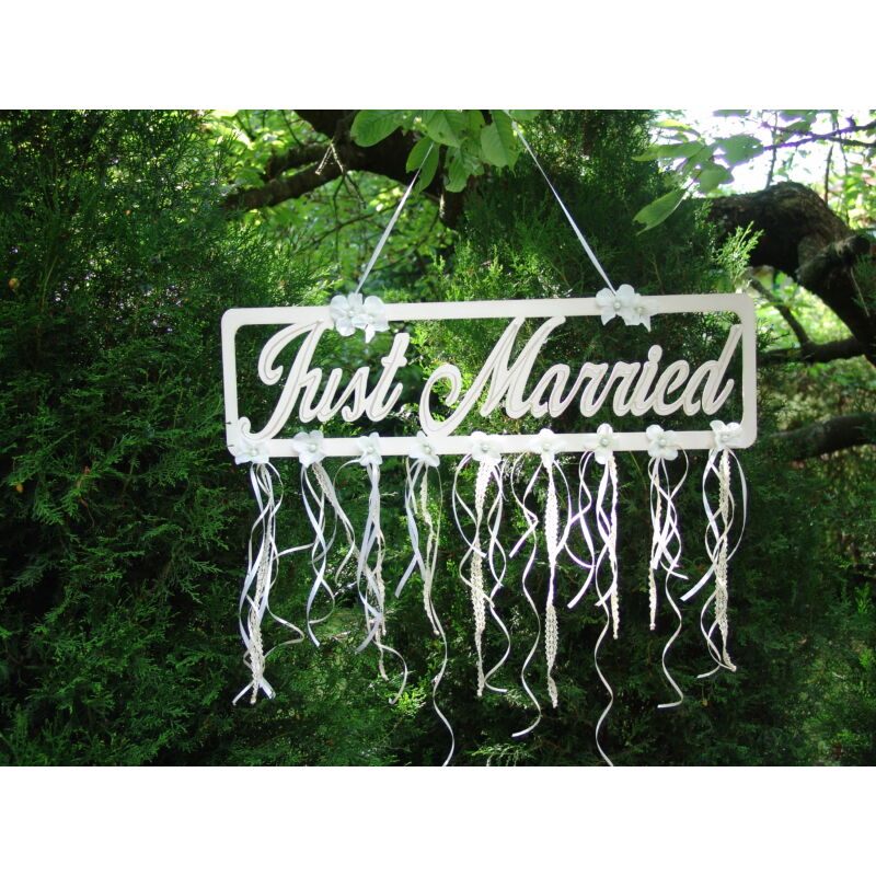 Natúr fa - "Just married" felirat lyukakkal 70cm