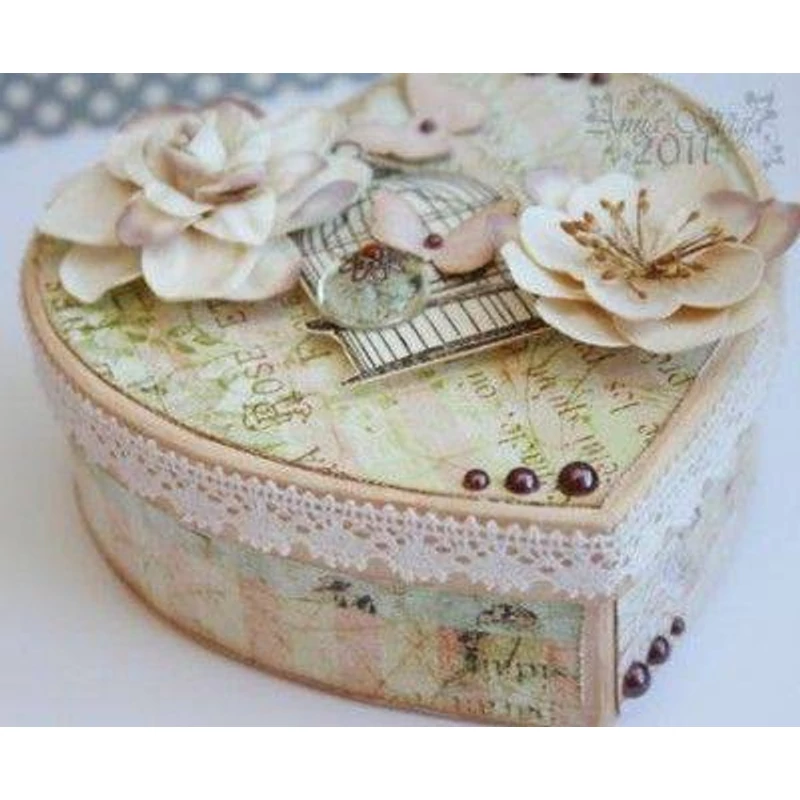 Fa tükrös szív doboz