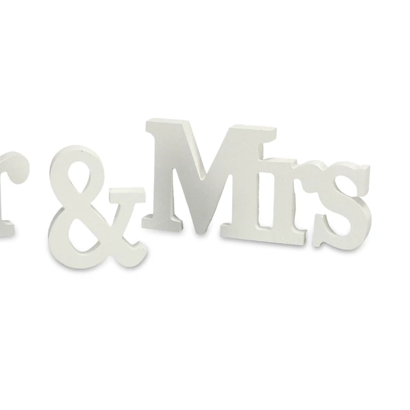 Mr&Mrs fa asztali felirat fehér