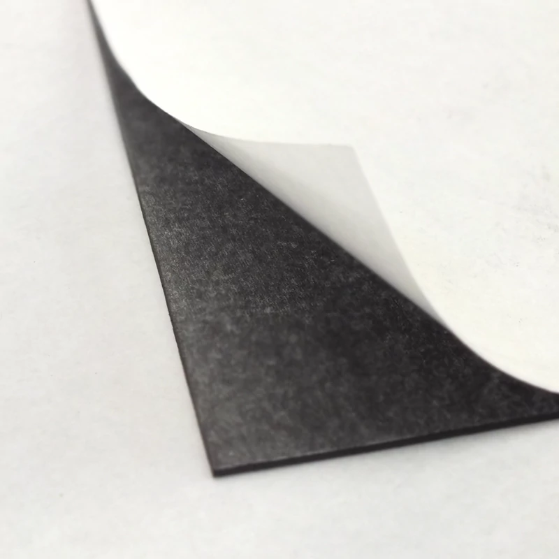 Mágneslap - öntapadós A4-es méretű 2db/csomag