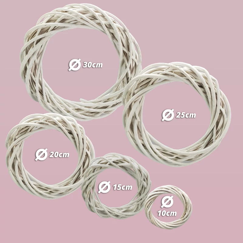 Vessző koszorú fehér 25cm