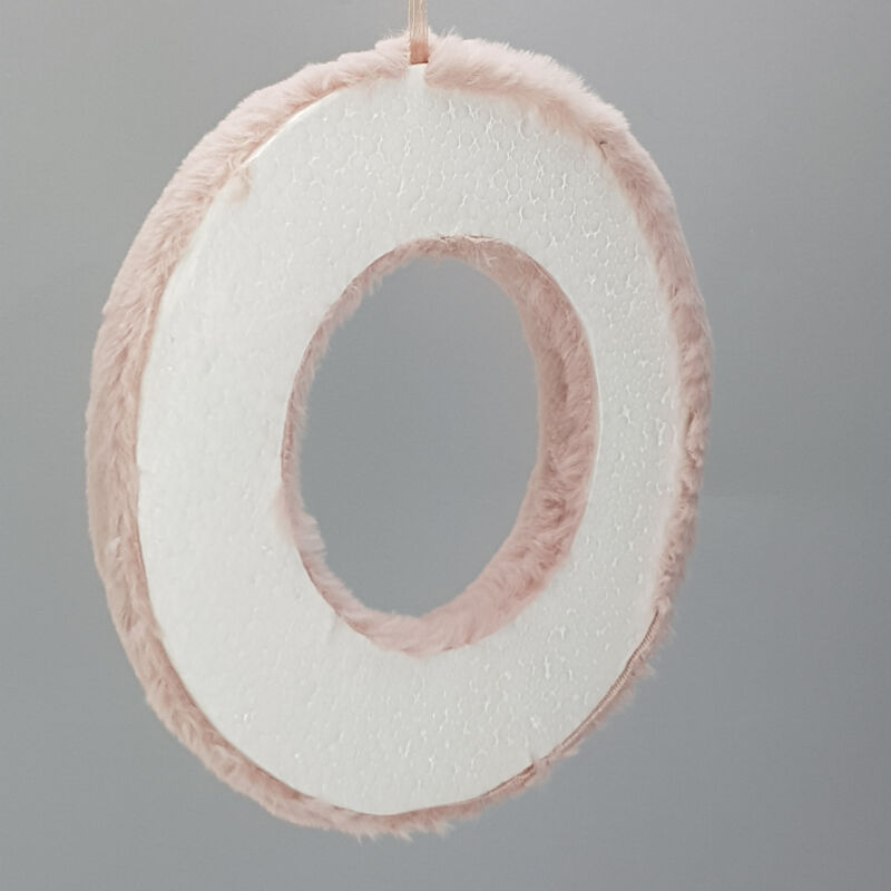 Szőrmés polisztirol félkoszorú 25cm rózsaszín