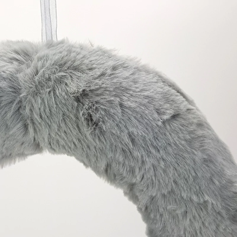 Szőrmés polisztirol félkoszorú 25cm szürke