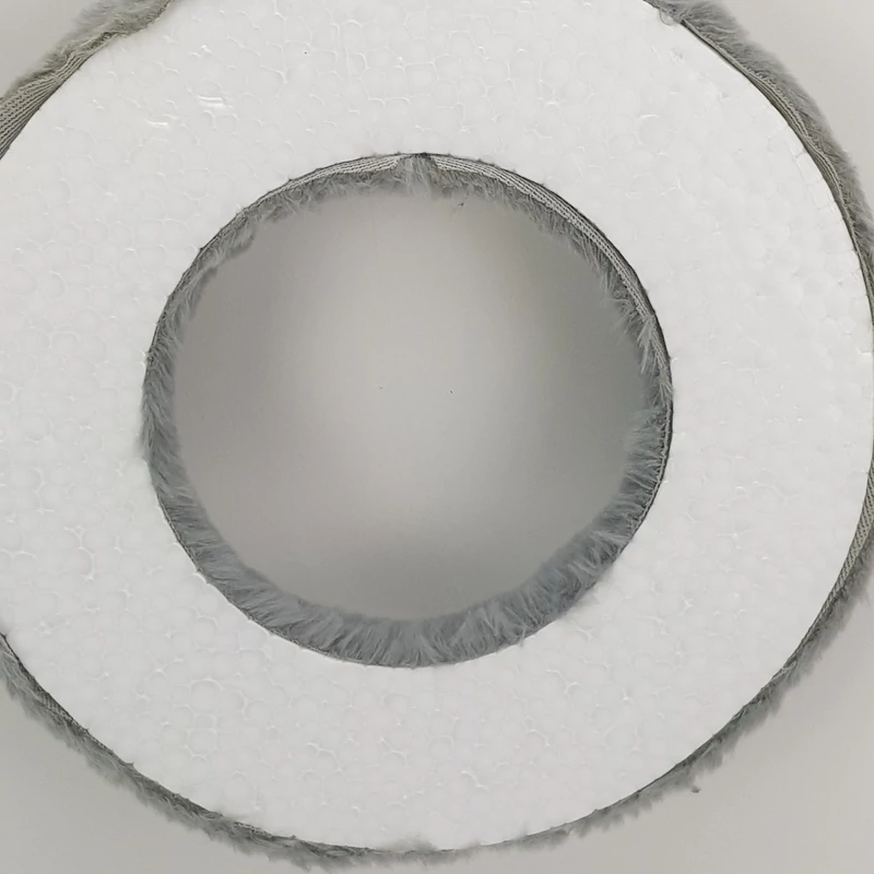 Szőrmés polisztirol félkoszorú 20cm szürke