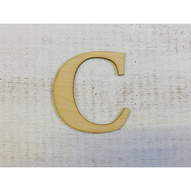 Natúr fa - Betű Carmen 10cm