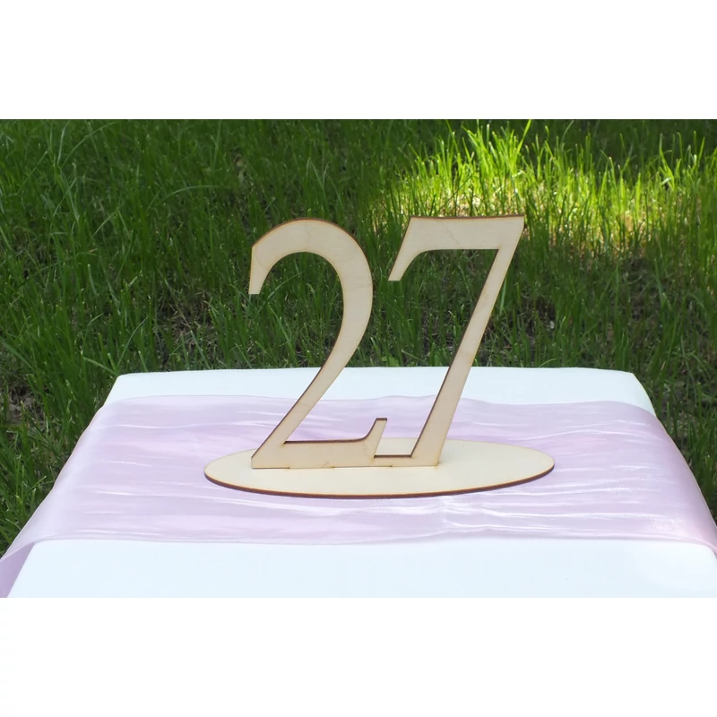 Natúr fa - Asztalszám  27-es