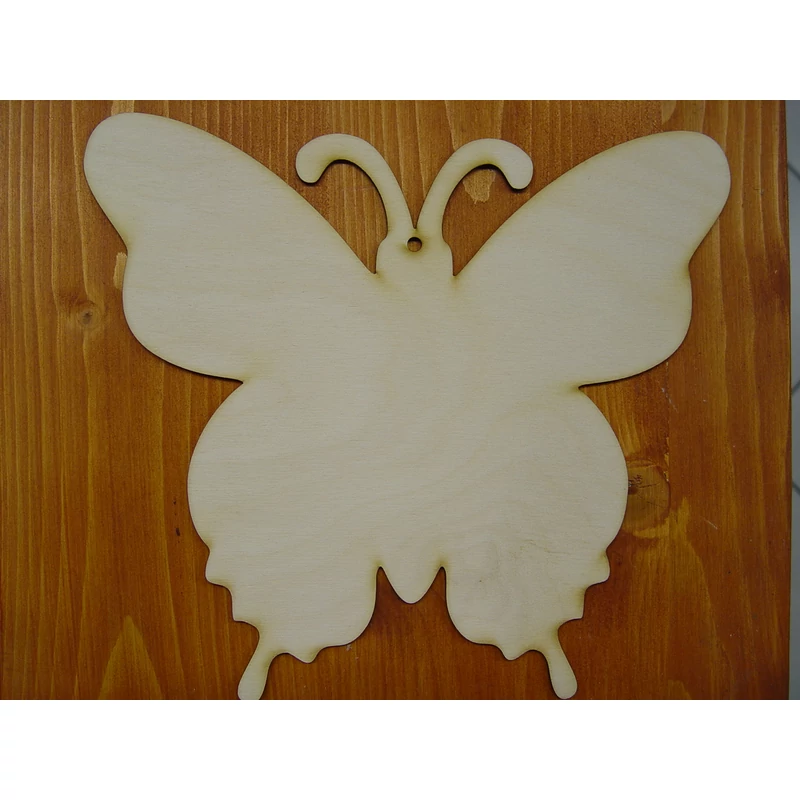 Natúr fa - Lepke  27*24cm