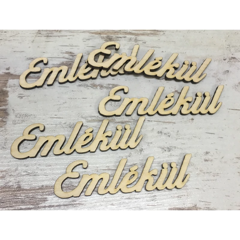 Natúr fa - "Emlékül" felirat 9cm 