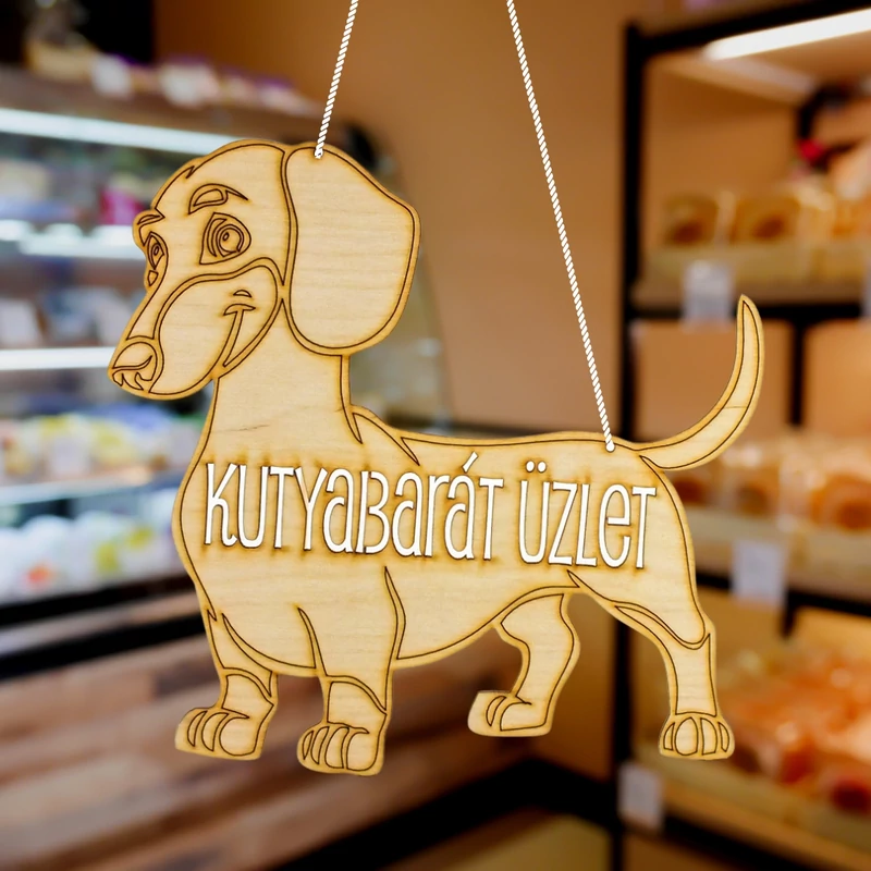 Natúr fa - &quot;Kutyabarát üzlet&quot; tábla 24cm