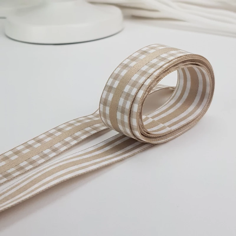 Kétoldalas textil szalag 2,5cm*2m bézs