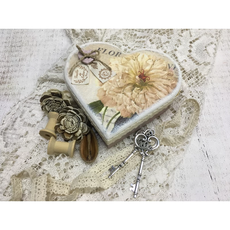 Fa tükrös szív doboz