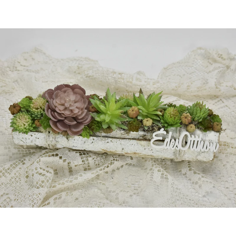 Pozsgás műnövény